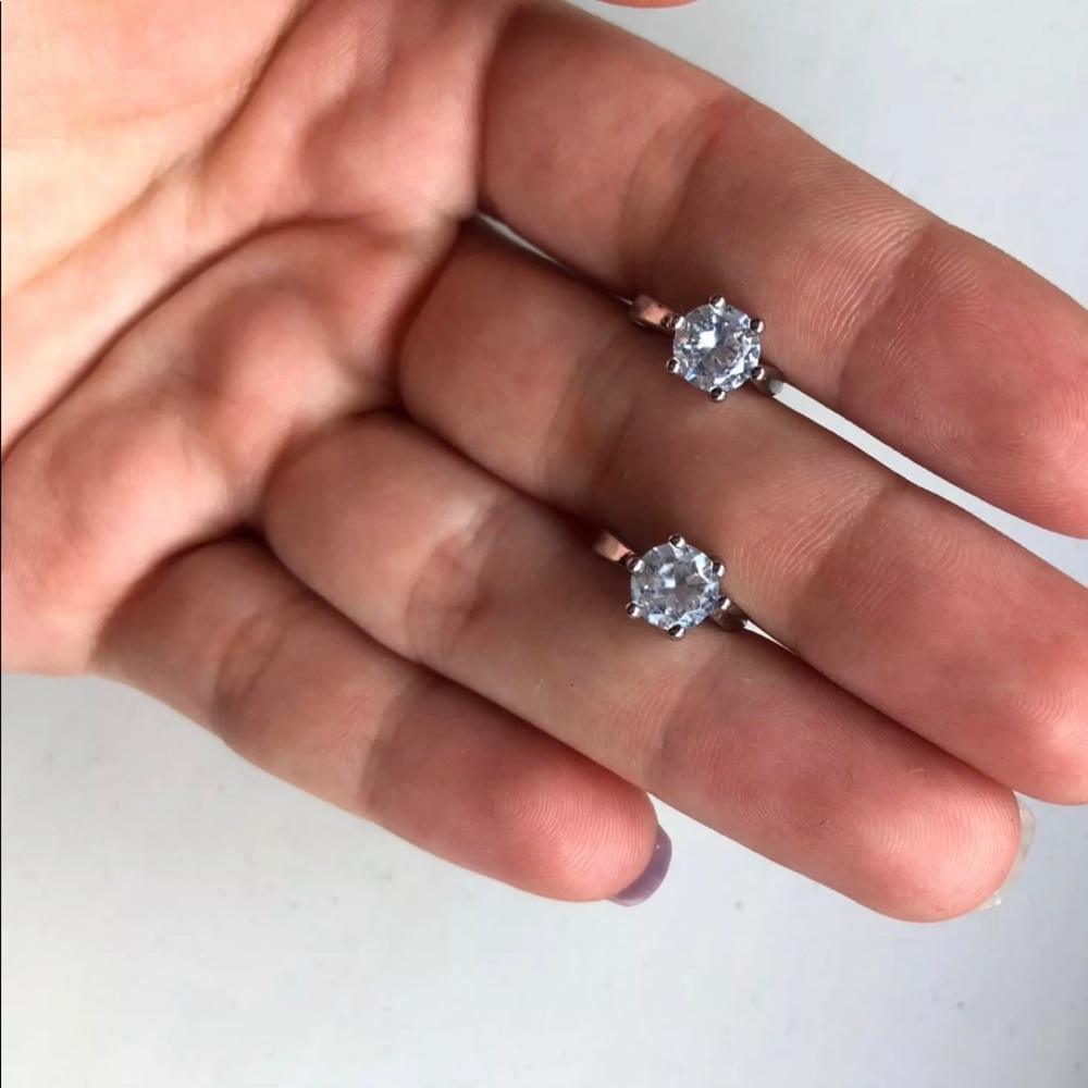 New 14k Gold Filled Geometric Circle Hoop Six-Claw White Sapphire Earrings - Picture 10 of 17